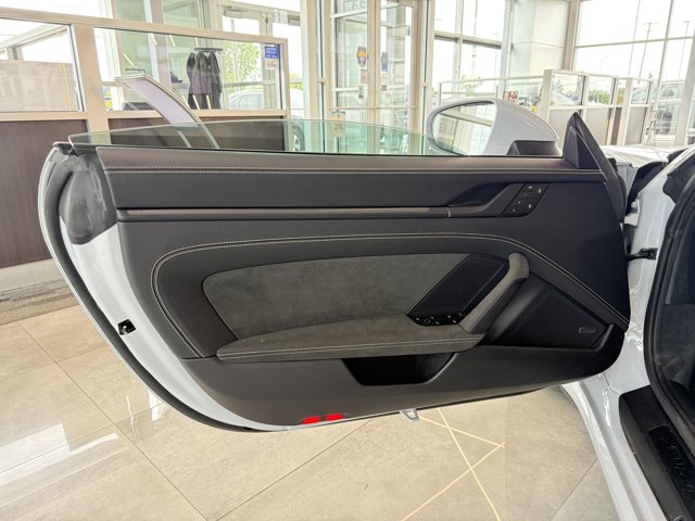 2024 Porsche 911 4 GTS Targa AWD