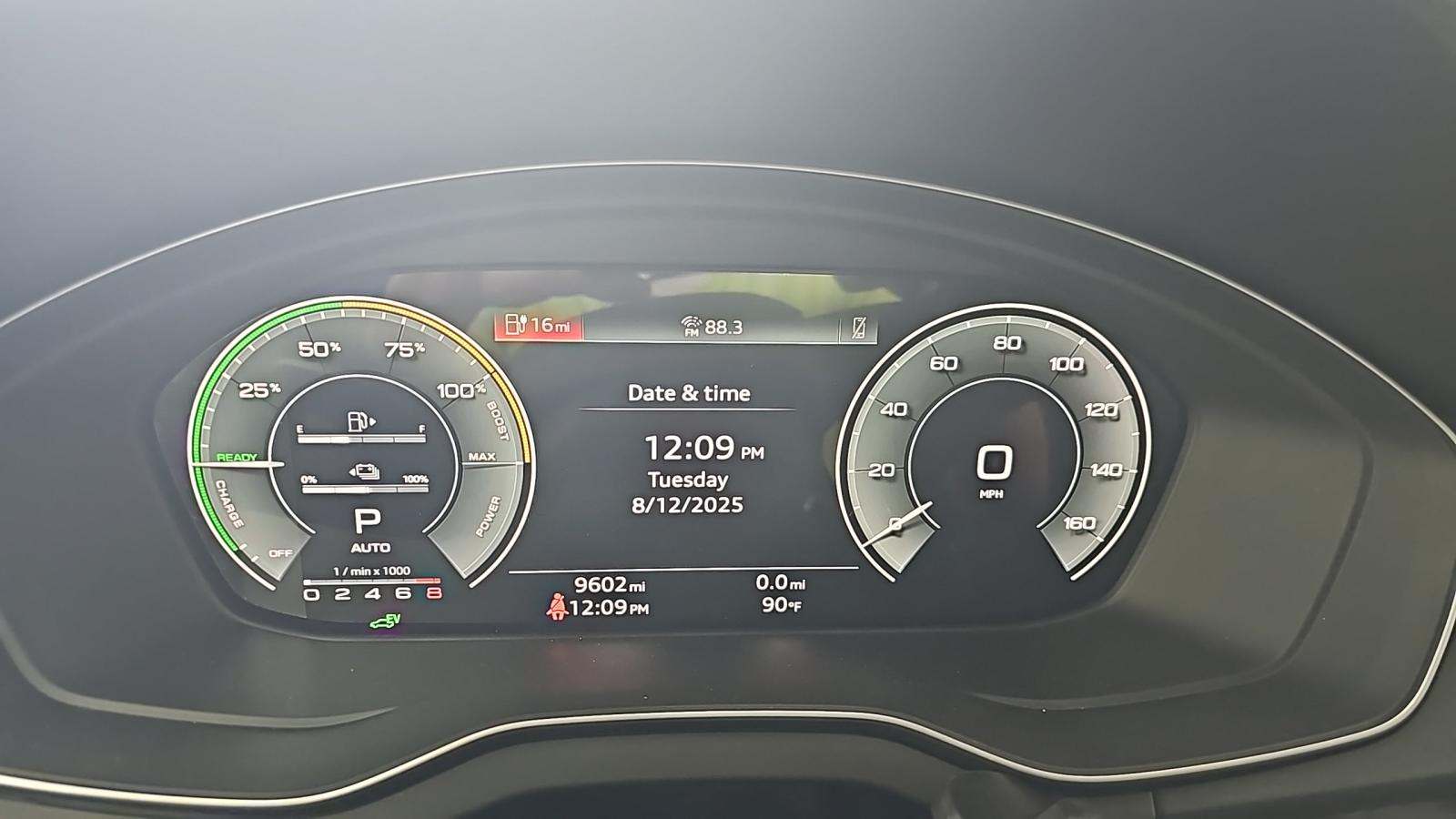 2024 Audi Q5 e Plug-In Hybrid S line Premium AWD