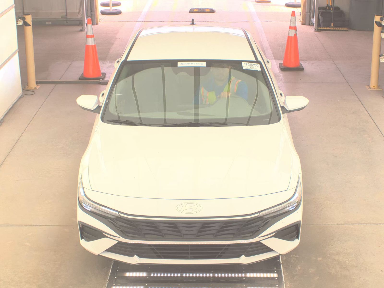 2025 Hyundai Elantra SE FWD