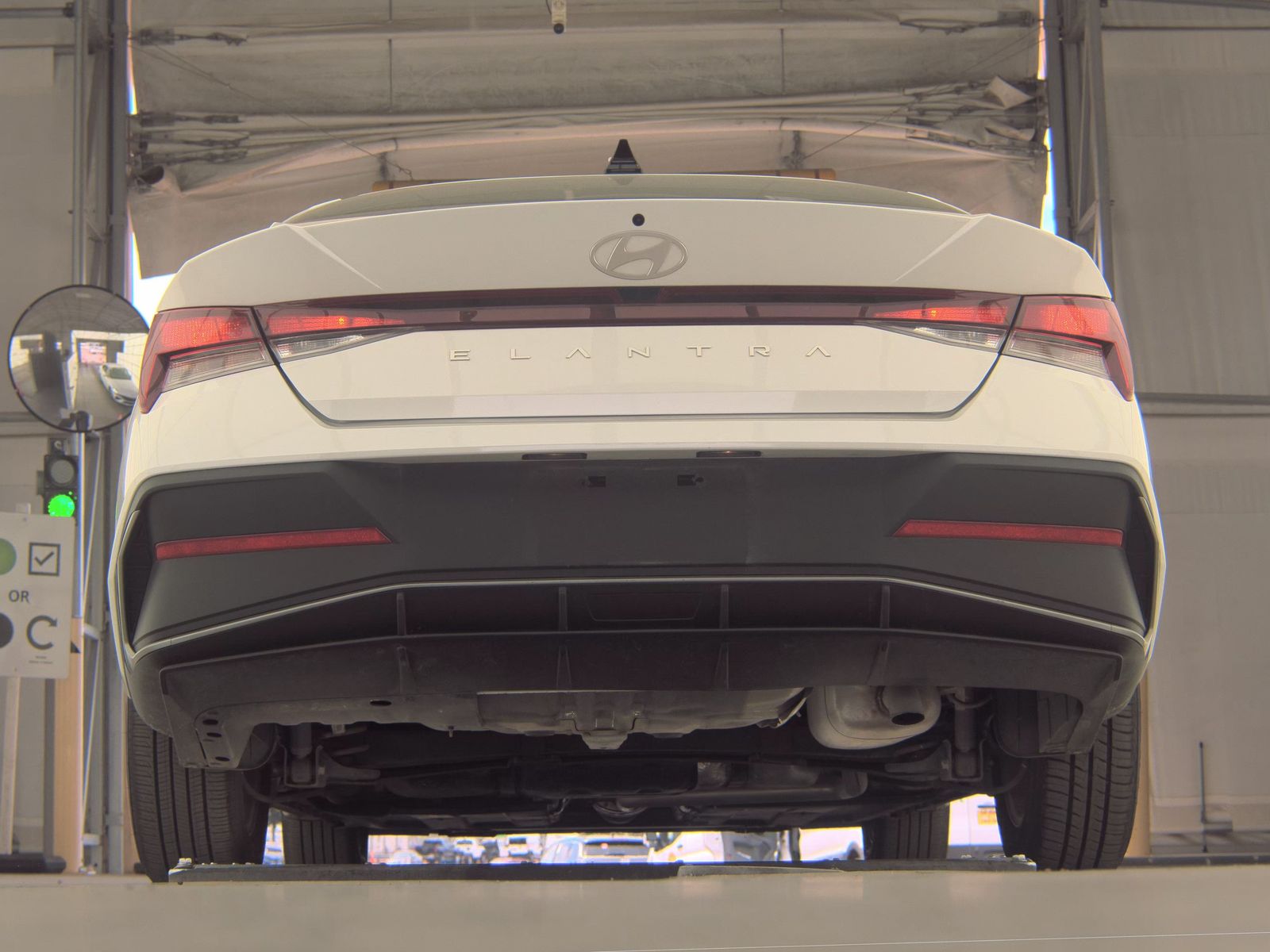 2025 Hyundai Elantra SE FWD