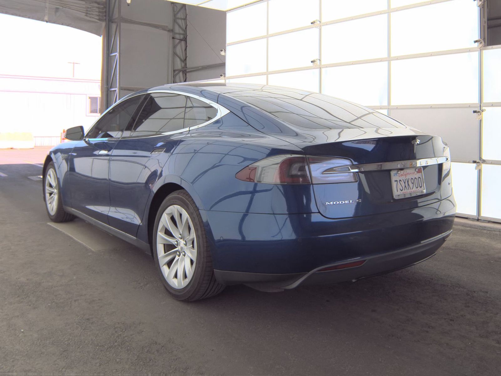 2016 Tesla Model S 70 FWD