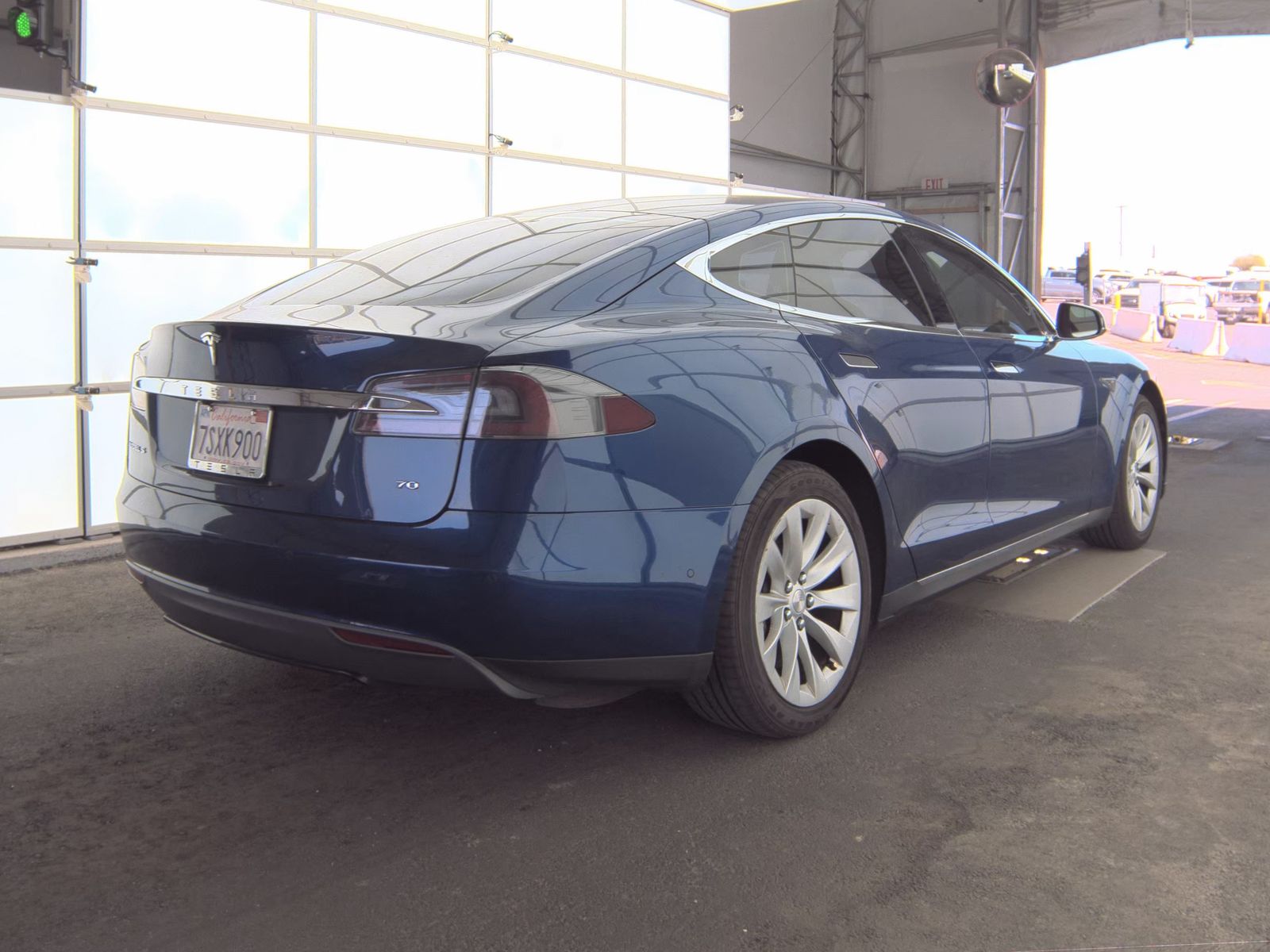 2016 Tesla Model S 70 FWD