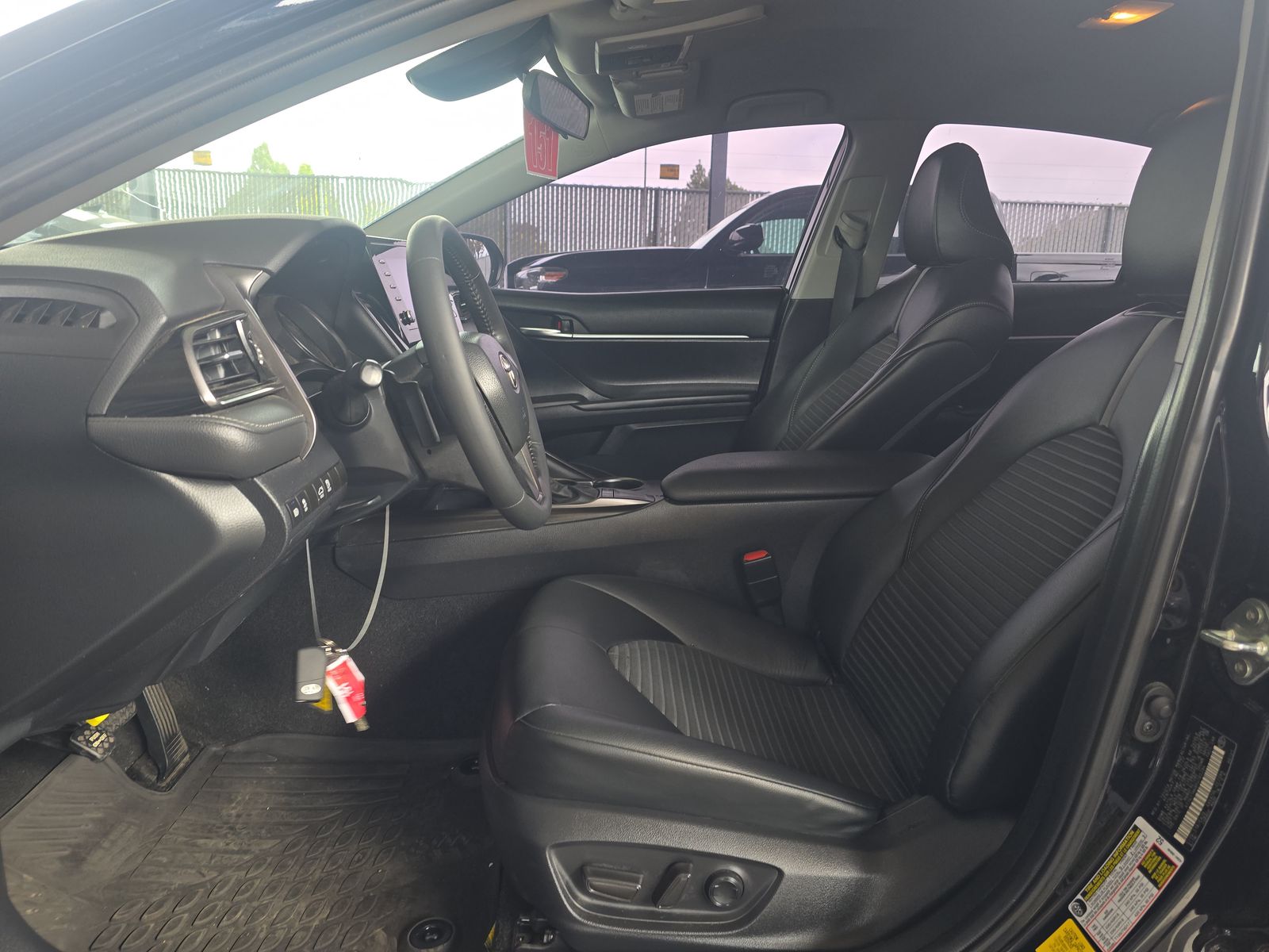 2023 Toyota Camry SE FWD