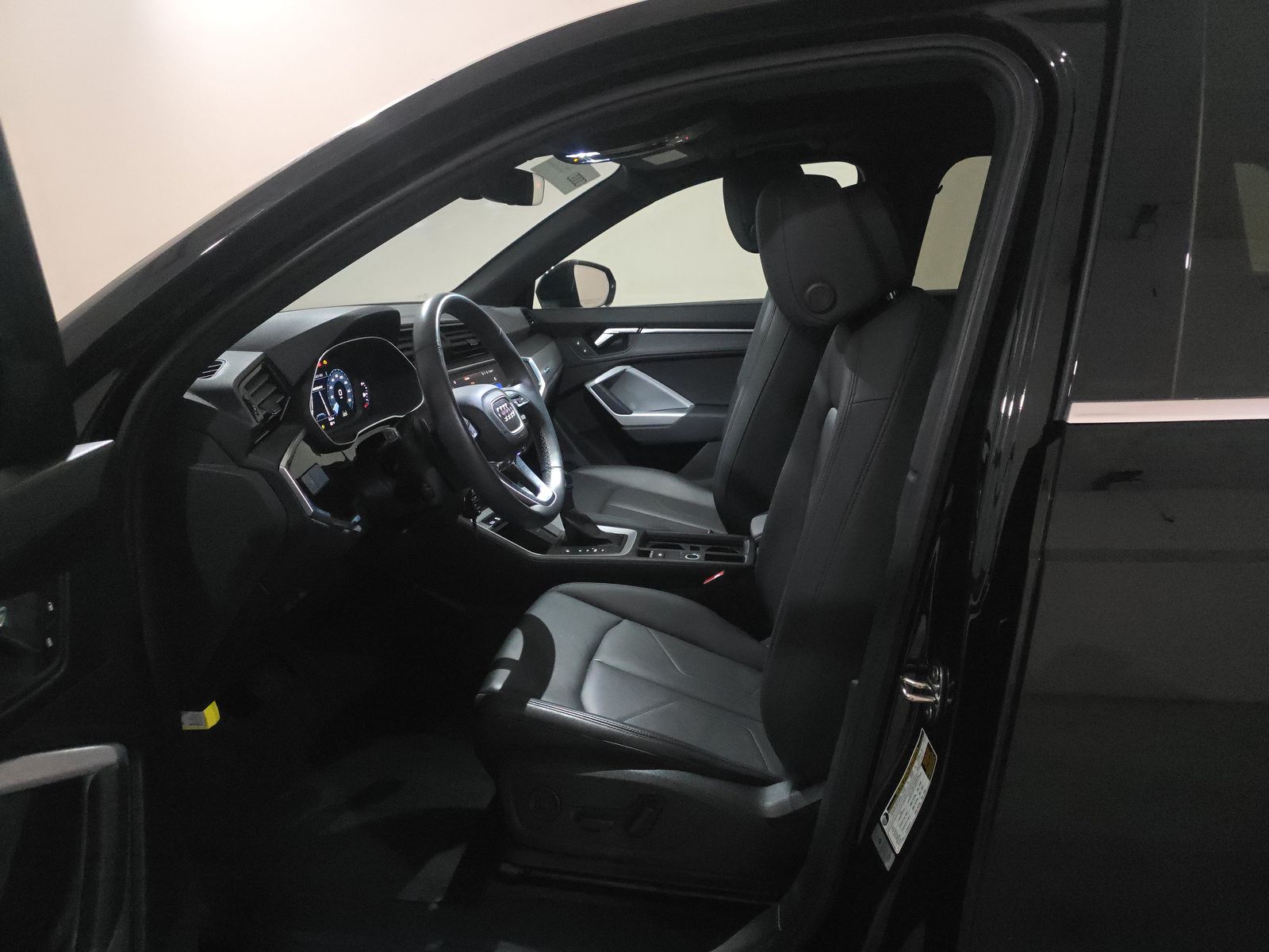 2022 Audi Q3 2.0T S line Premium AWD