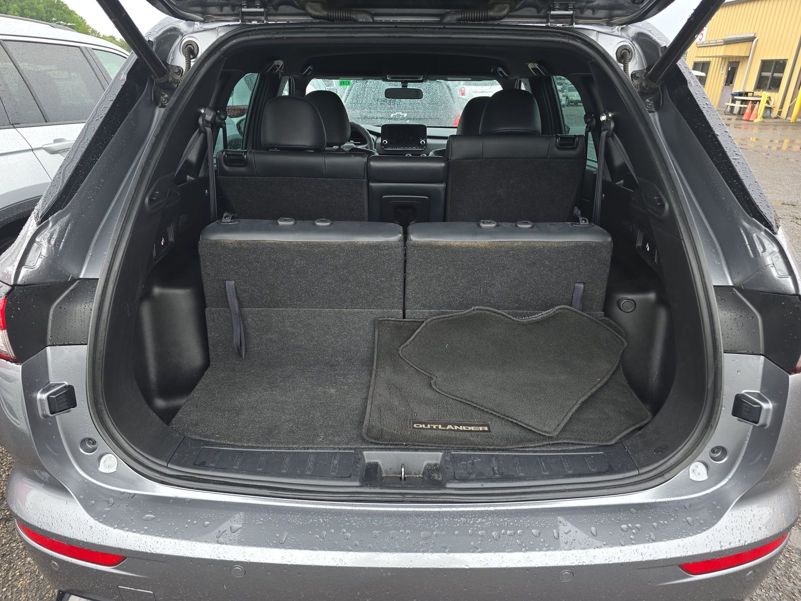 2023 Mitsubishi Outlander SE Black Edition FWD