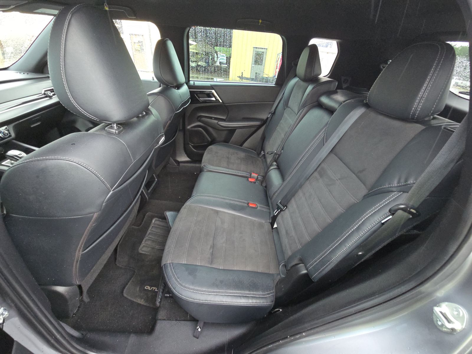 2023 Mitsubishi Outlander SE Black Edition FWD