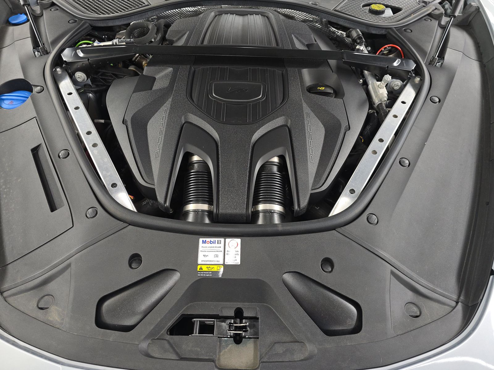 2022 Porsche Panamera Platinum Edition RWD