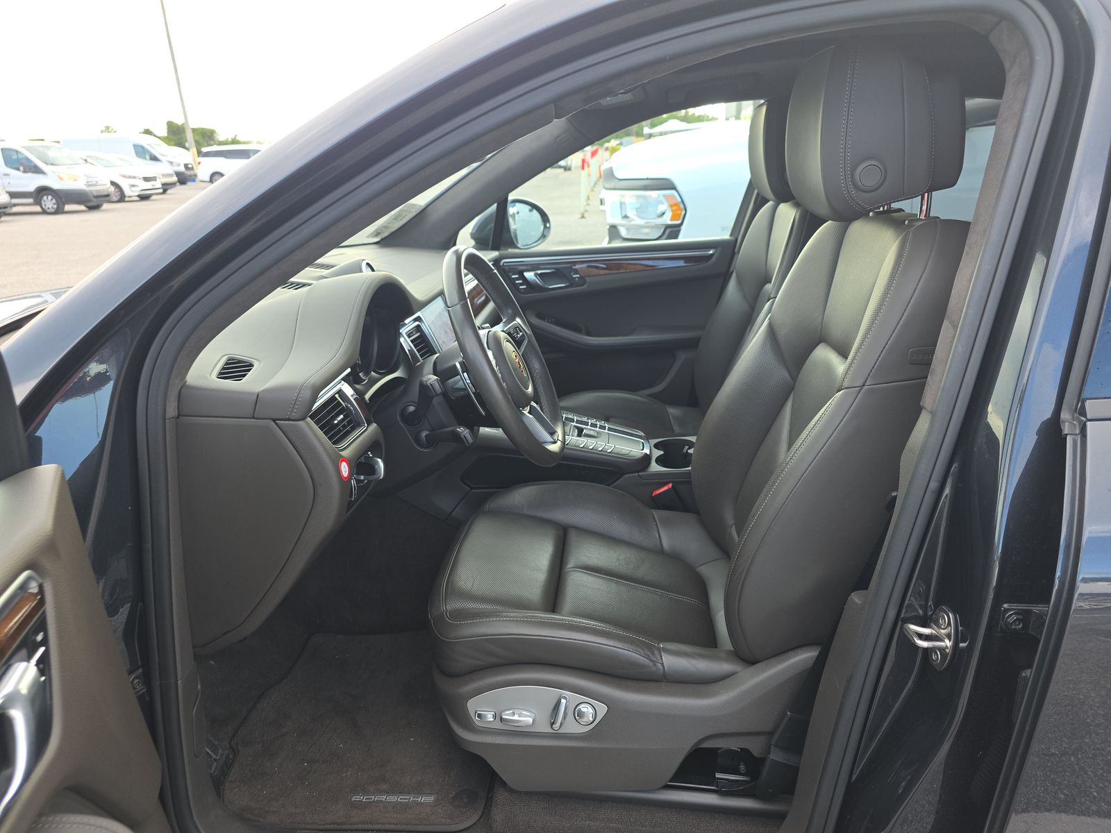 2018 Porsche Macan Turbo AWD