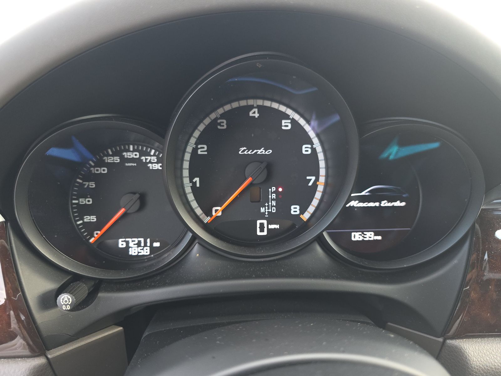 2018 Porsche Macan Turbo AWD