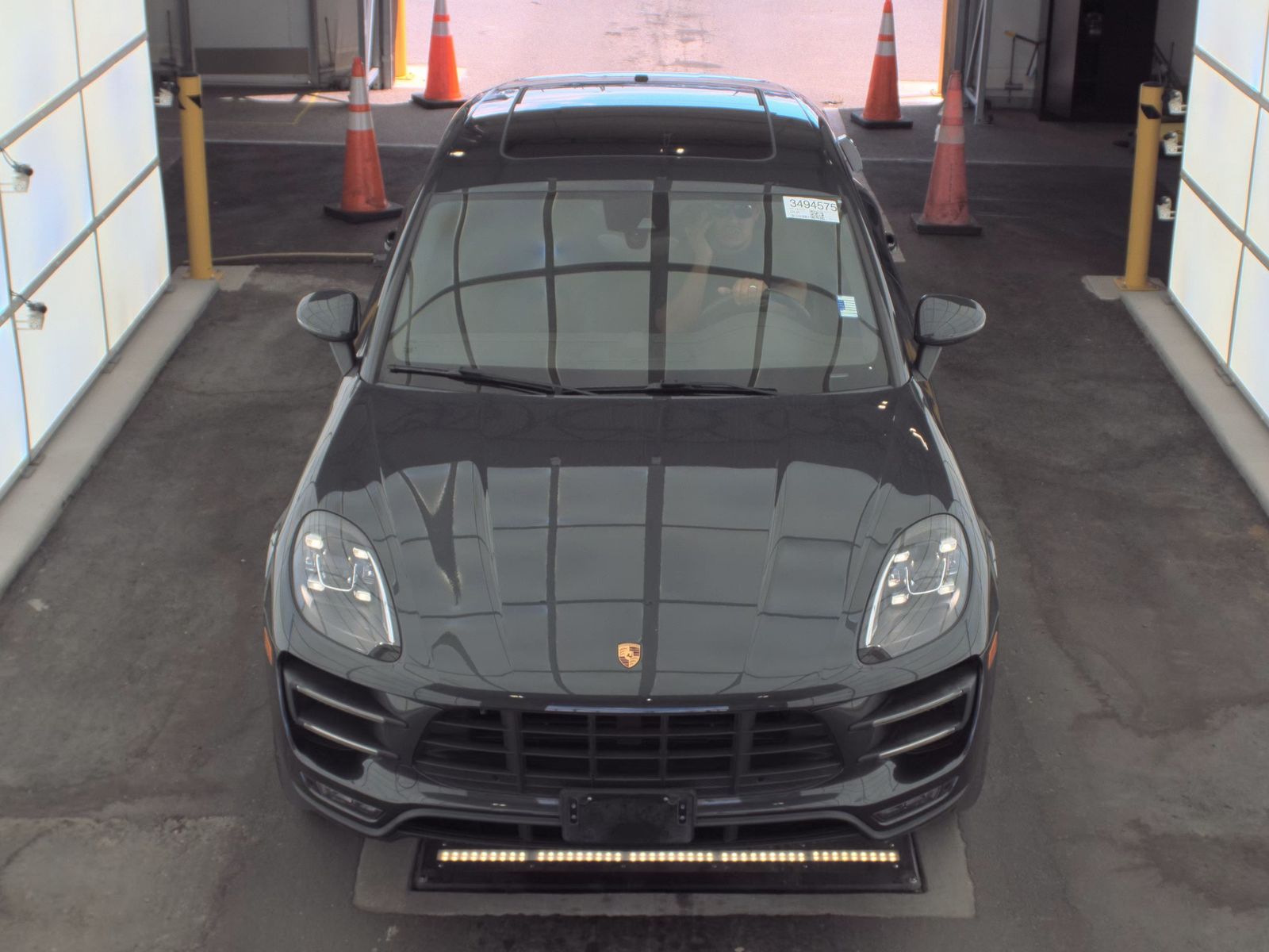 2018 Porsche Macan Turbo AWD