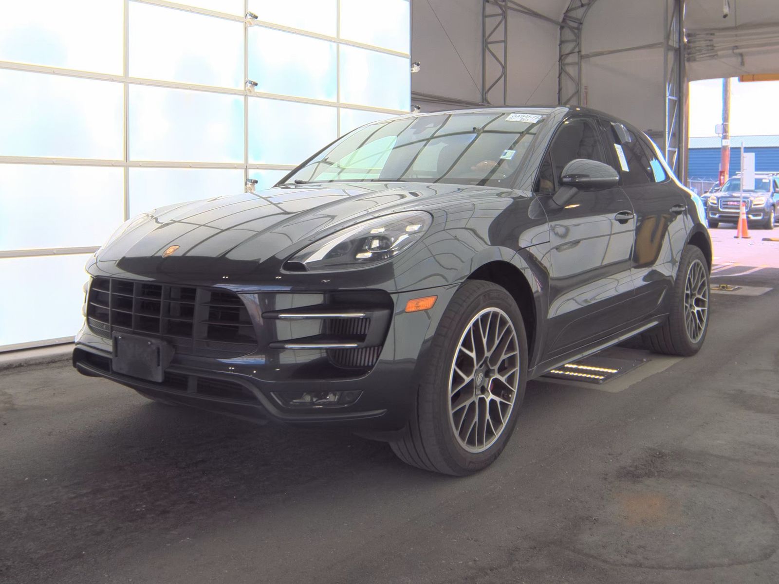 2018 Porsche Macan Turbo AWD