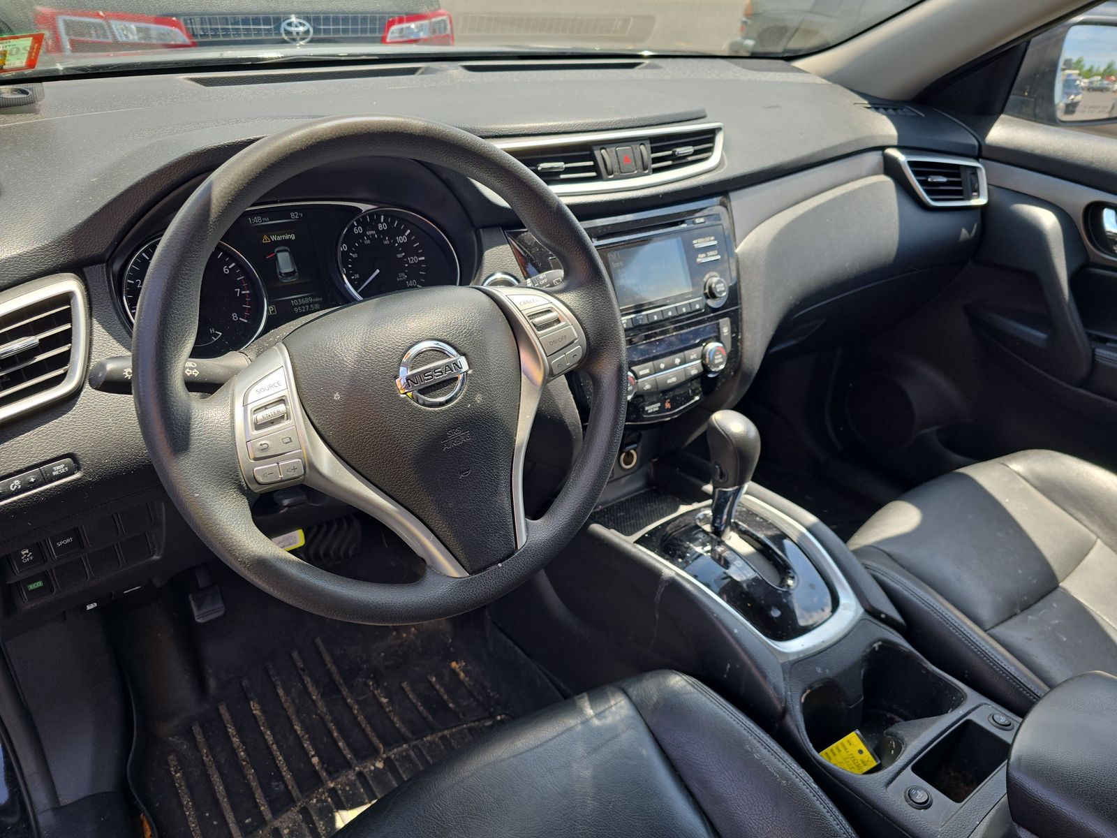 2015 Nissan Rogue SV FWD