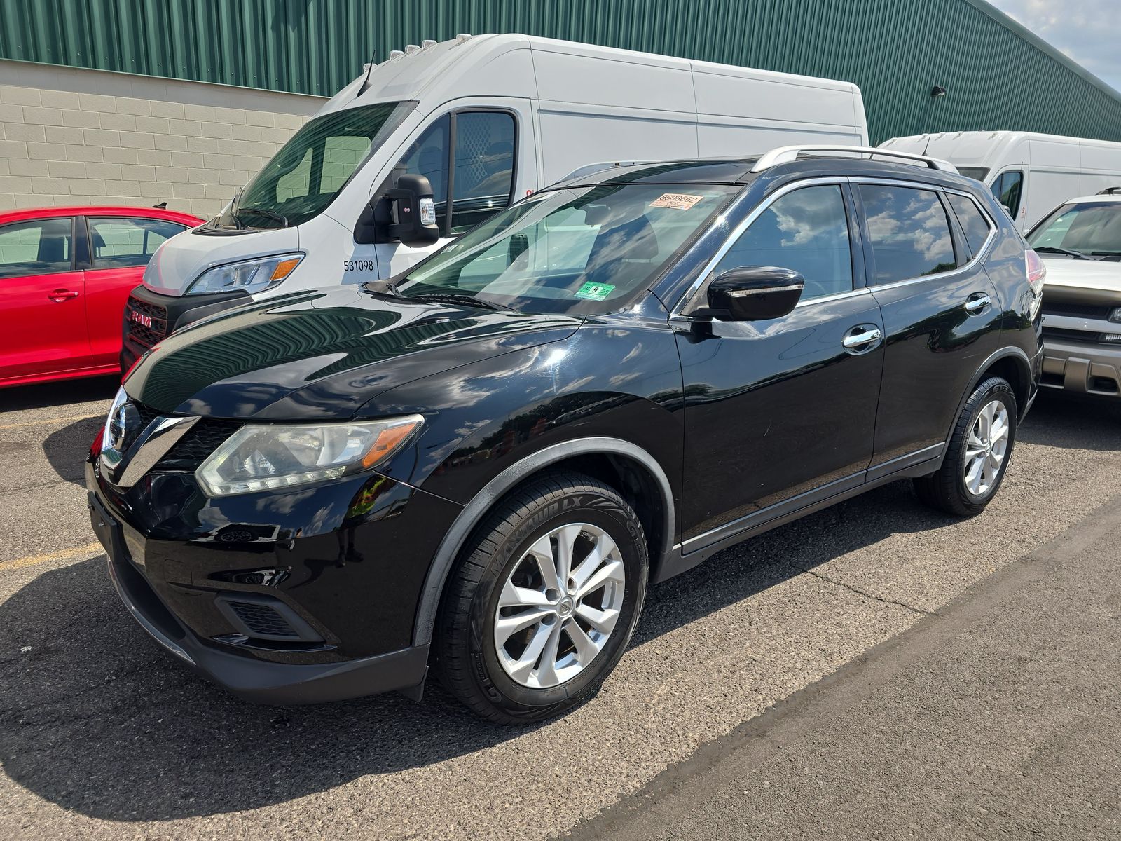 2015 Nissan Rogue SV FWD
