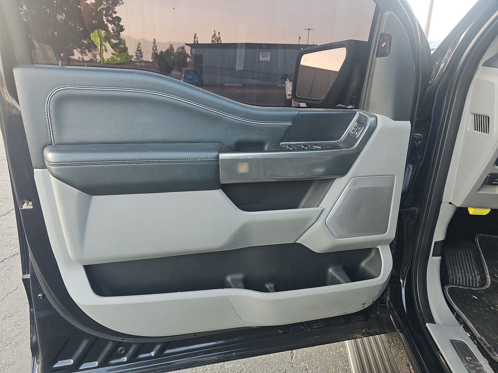 2022 Ford F-150 Hybrid Limited AWD