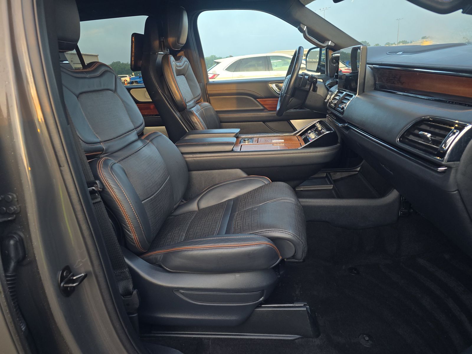 2022 Lincoln Navigator Black Label AWD