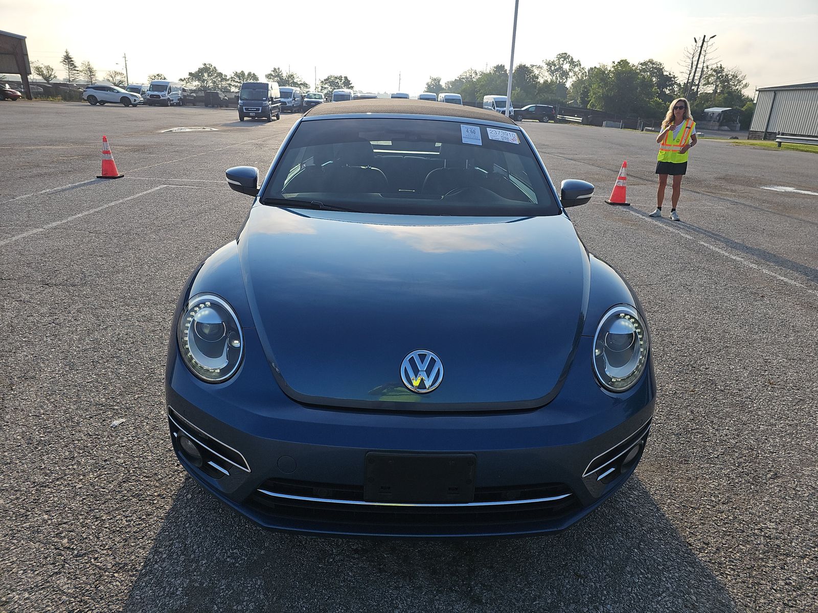 2019 Volkswagen Beetle 2.0T S FWD