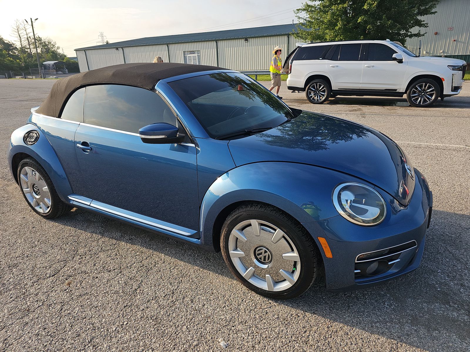 2019 Volkswagen Beetle 2.0T S FWD