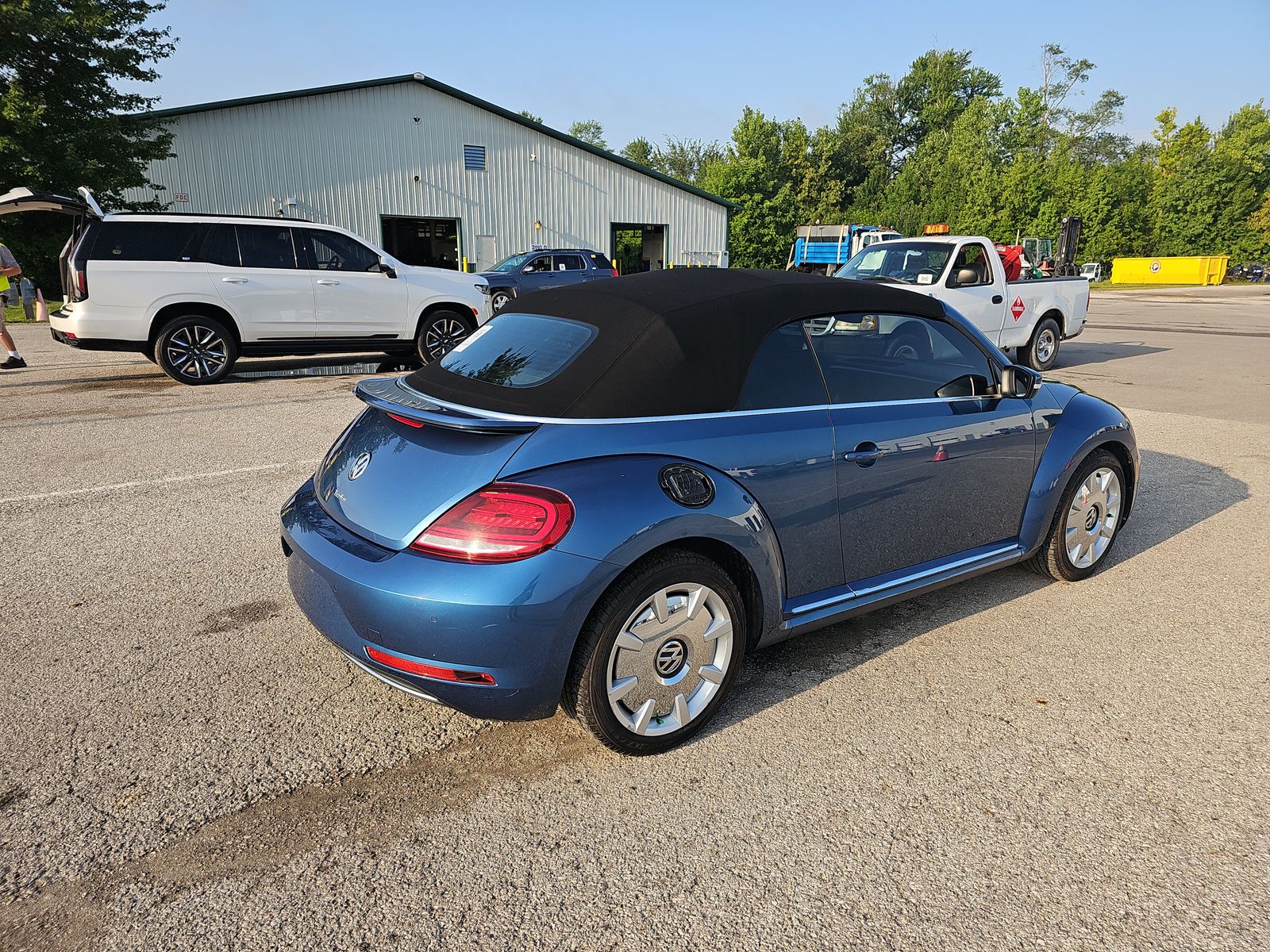 2019 Volkswagen Beetle 2.0T S FWD