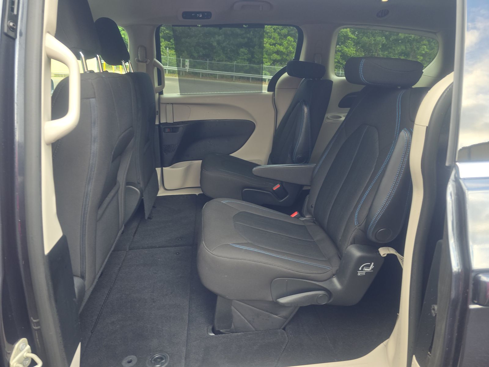 2021 Chrysler Pacifica Touring AWD