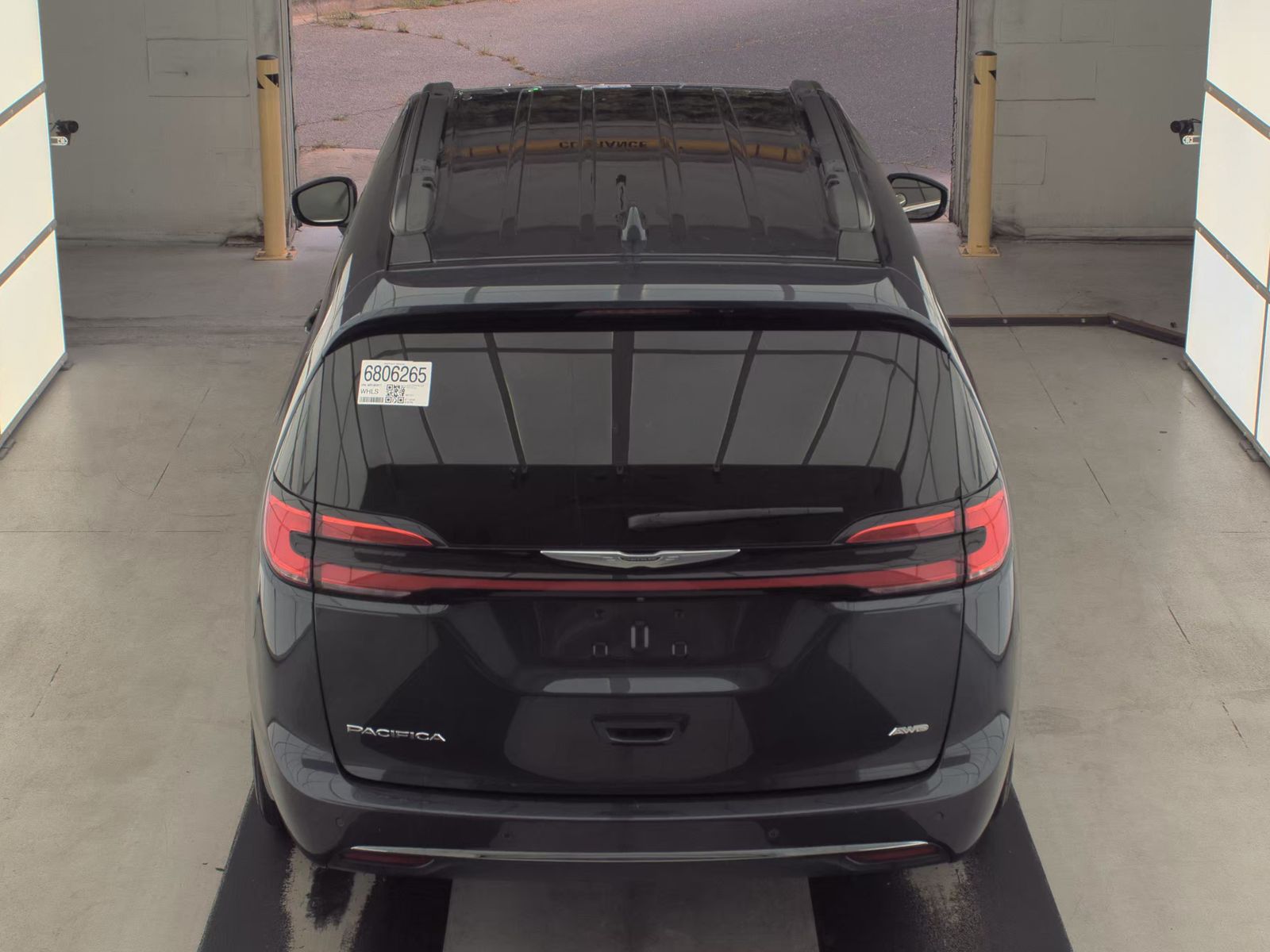 2021 Chrysler Pacifica Touring AWD