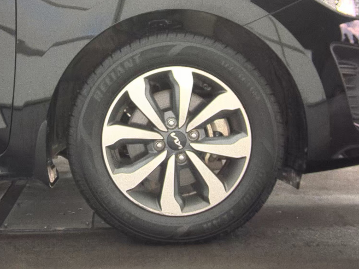 2023 Kia Rio S FWD