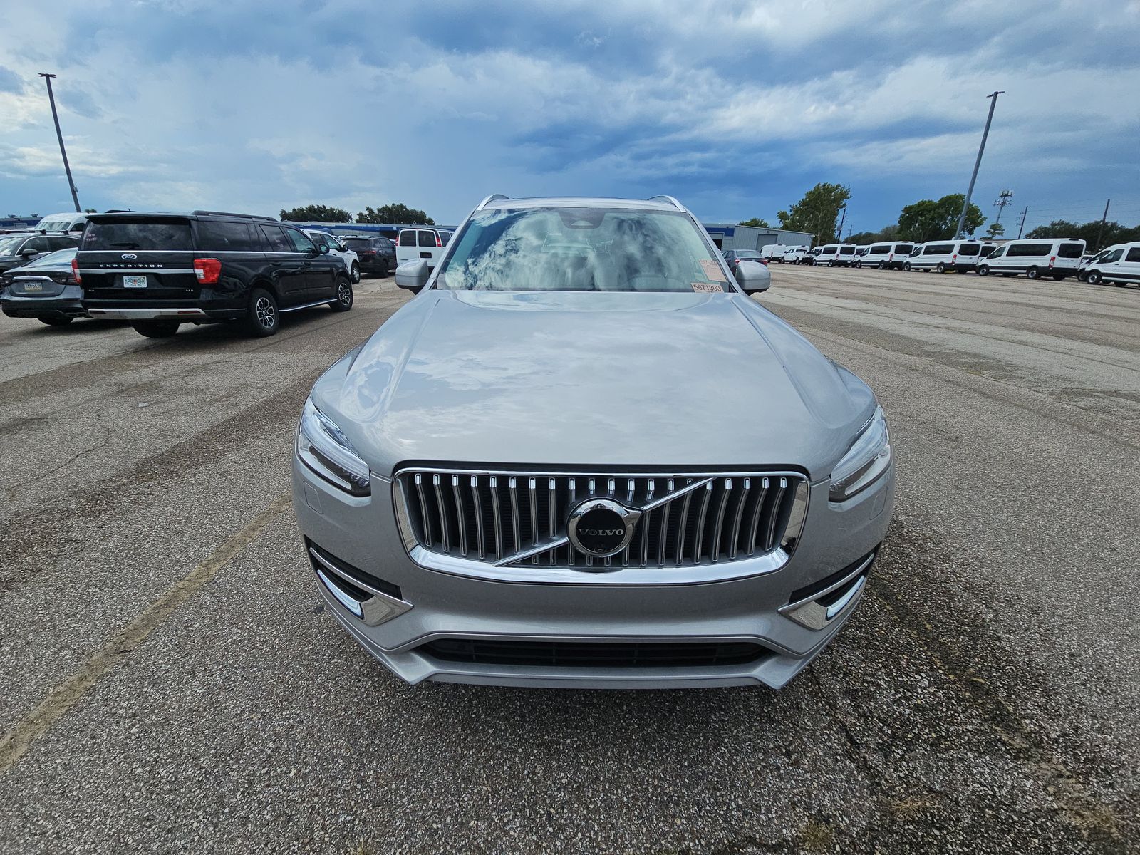 2024 Volvo XC90 B5 Plus AWD