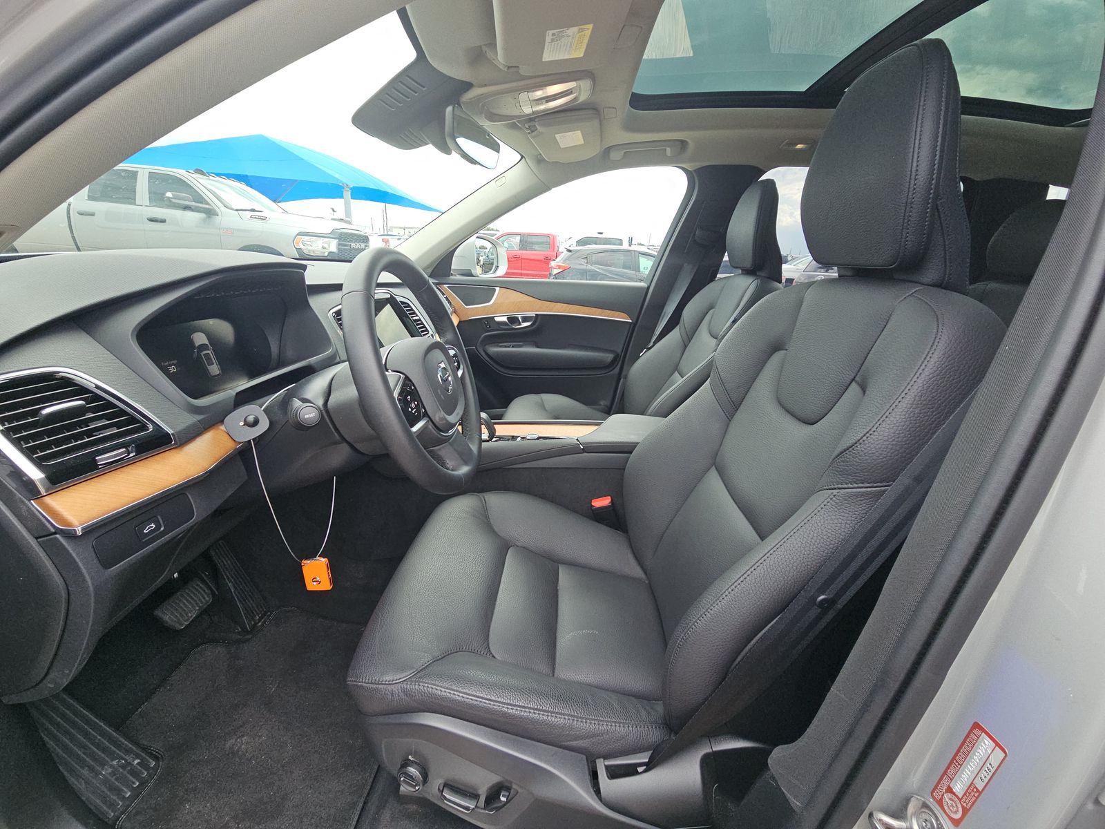 2024 Volvo XC90 B5 Plus AWD