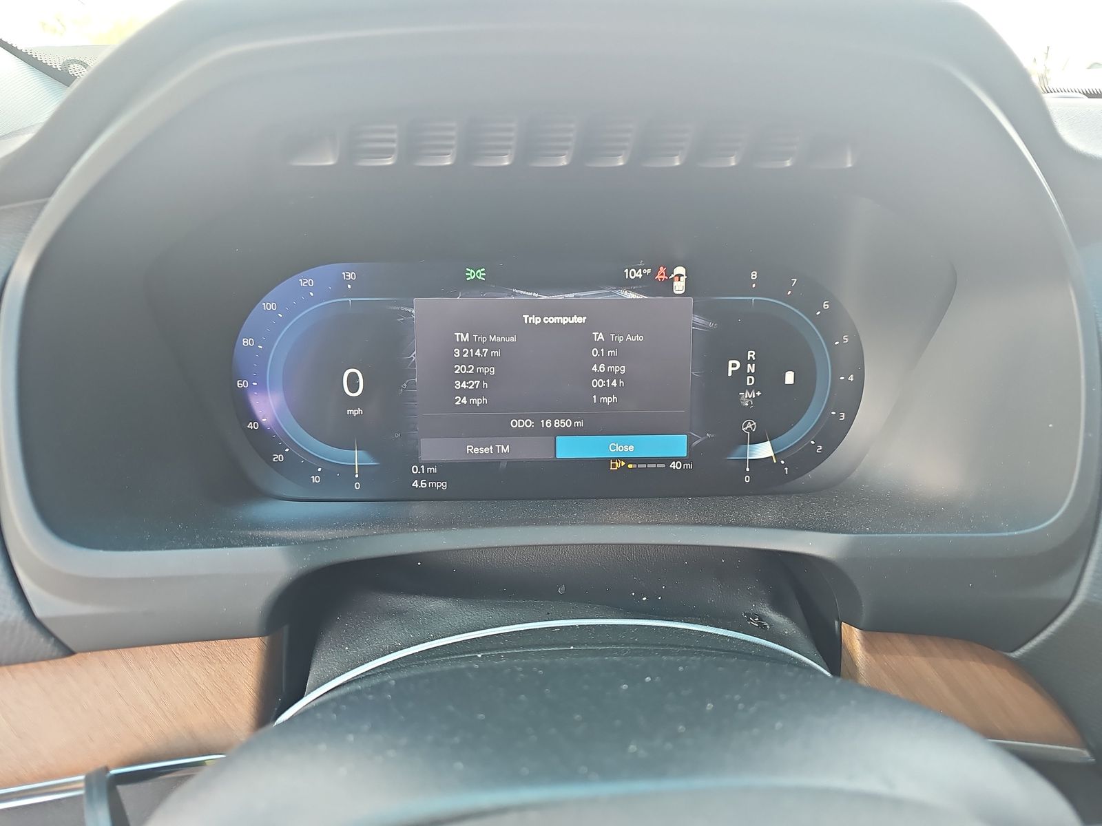 2024 Volvo XC90 B5 Plus AWD