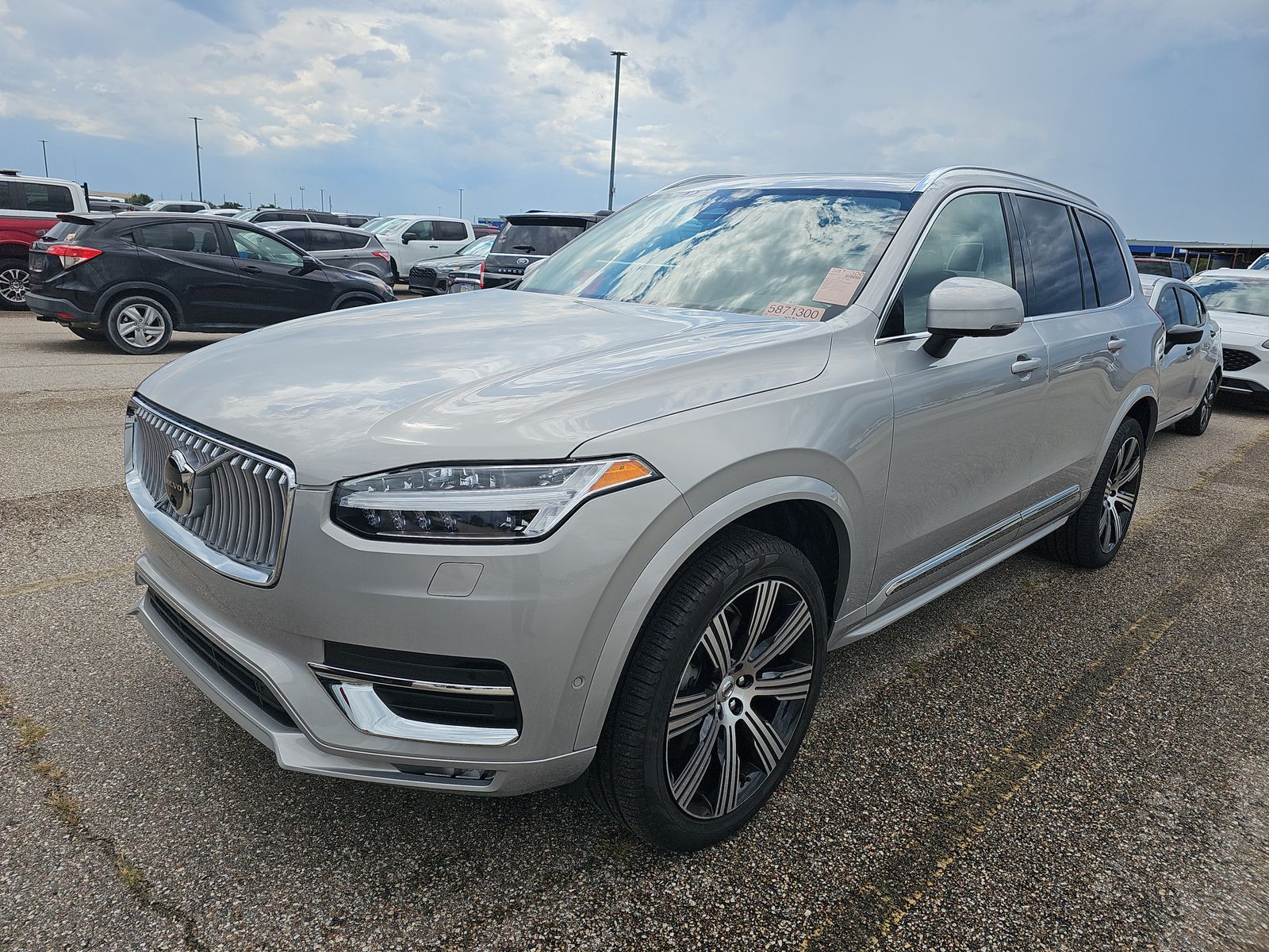 2024 Volvo XC90 B5 Plus AWD