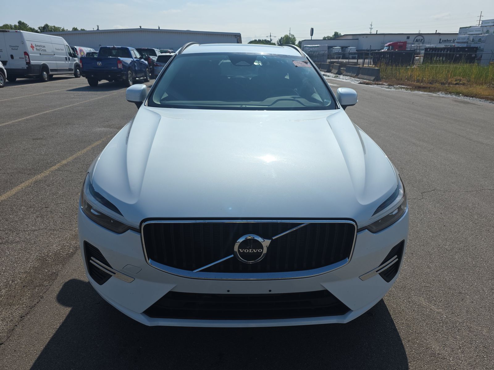 2022 Volvo XC60 B5 Momentum AWD