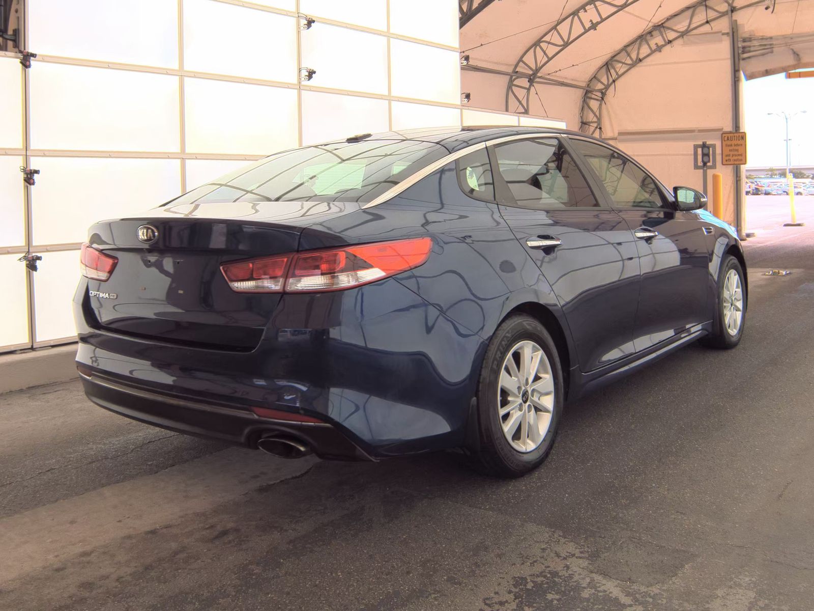 2017 Kia Optima LX FWD