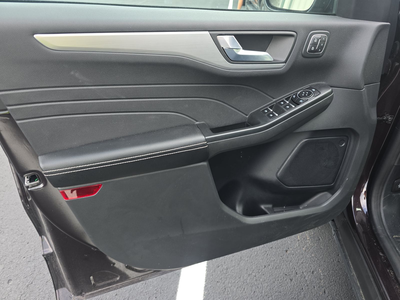 2023 Ford Escape Hybrid Platinum FWD