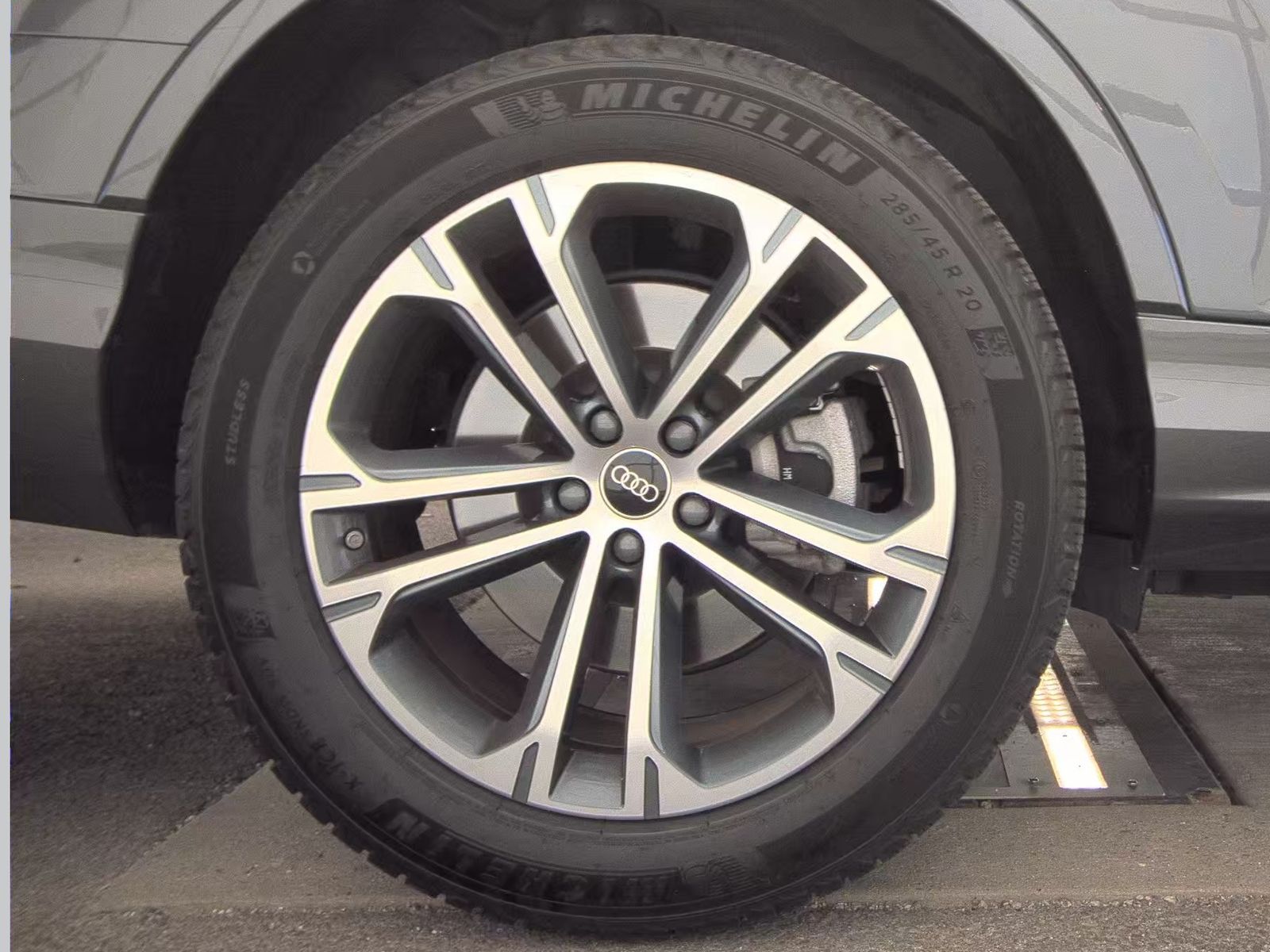 2025 Audi Q7 Premium Plus AWD