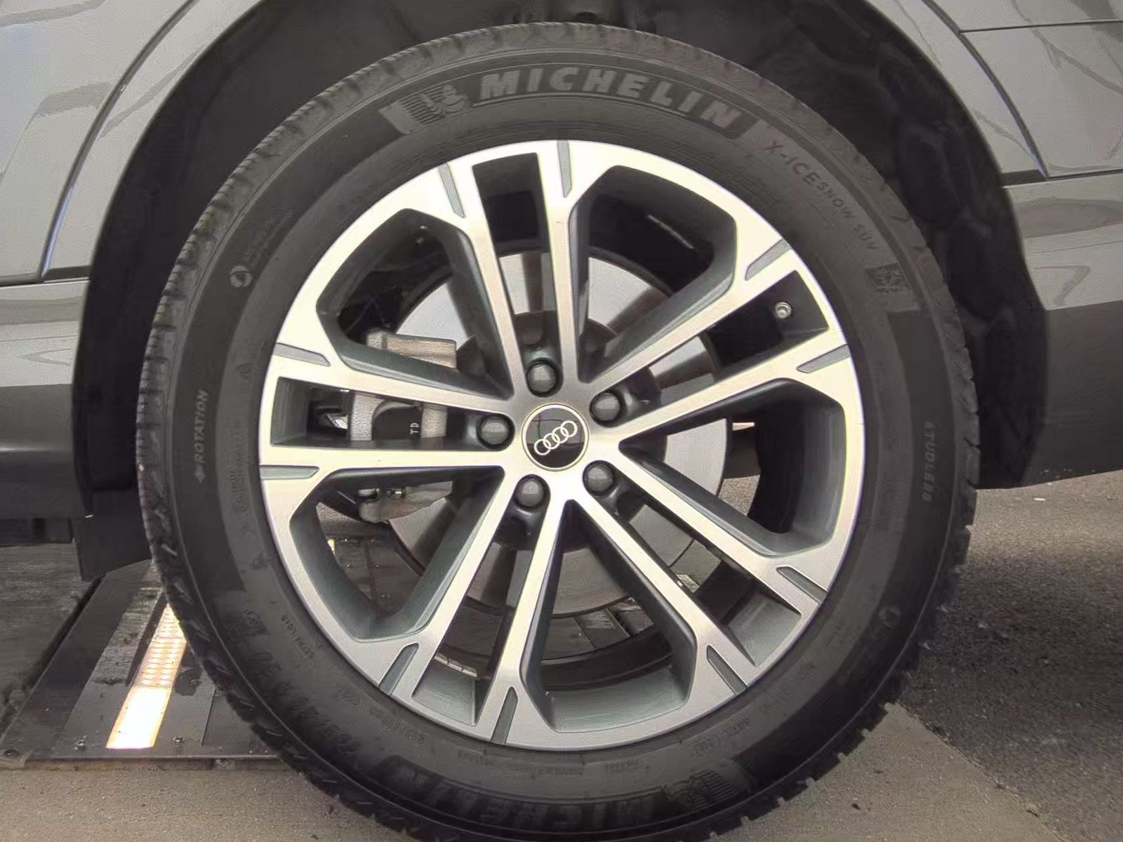 2025 Audi Q7 Premium Plus AWD