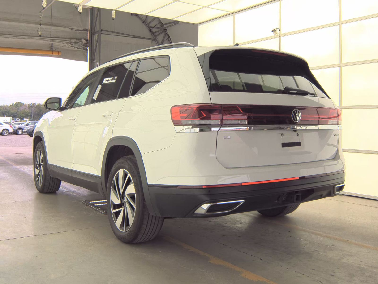 2024 Volkswagen Atlas 2.0T SE AWD