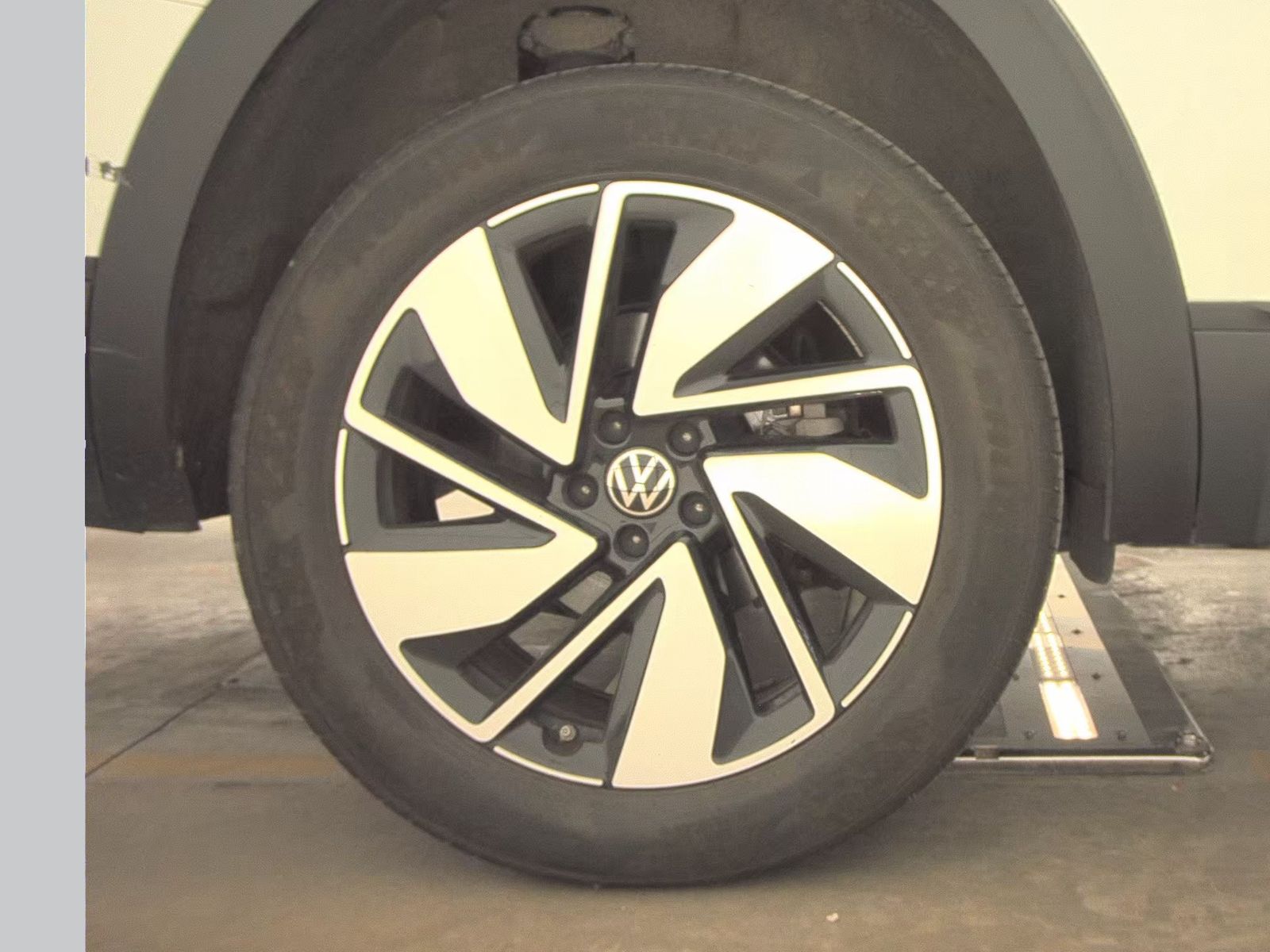 2024 Volkswagen Atlas 2.0T SE AWD