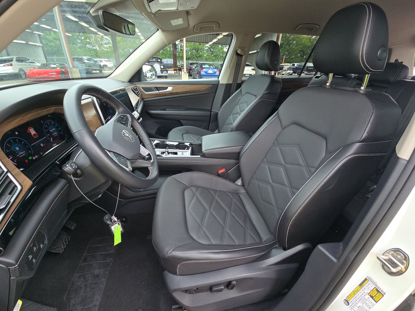 2024 Volkswagen Atlas 2.0T SE AWD