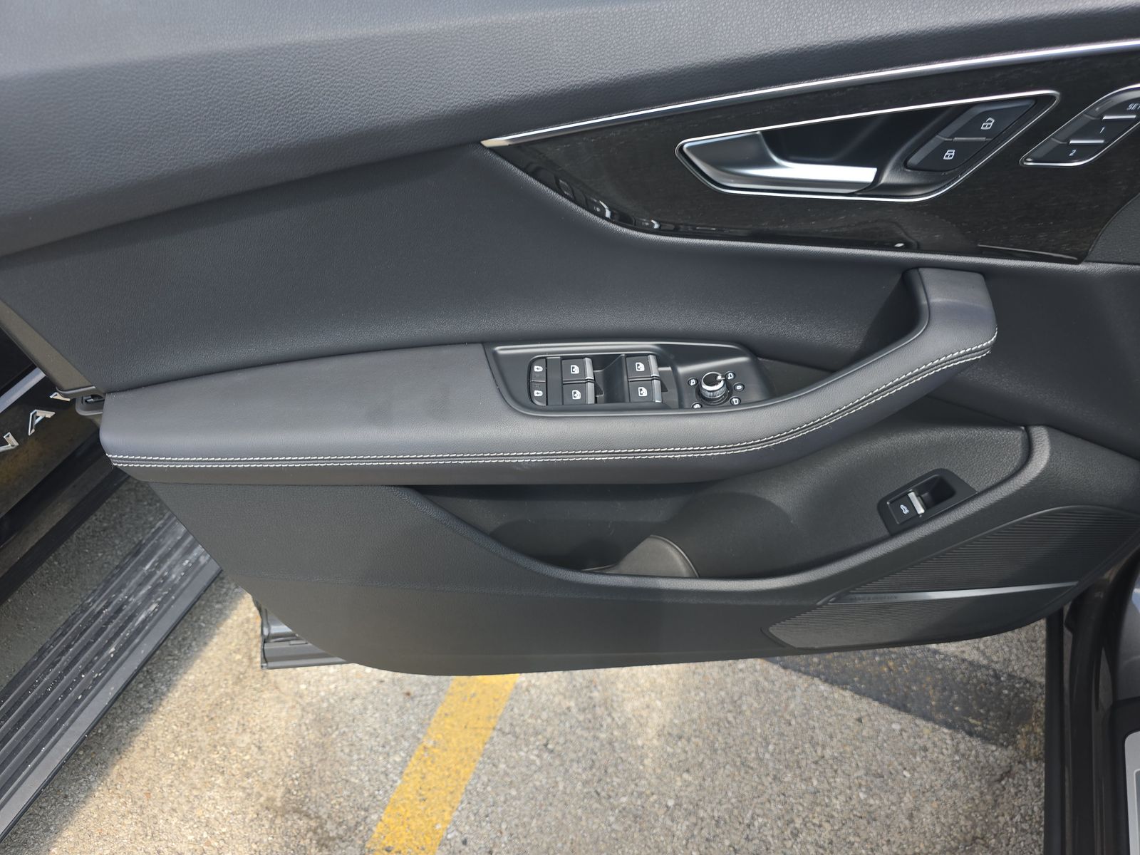 2025 Audi Q7 Premium Plus AWD
