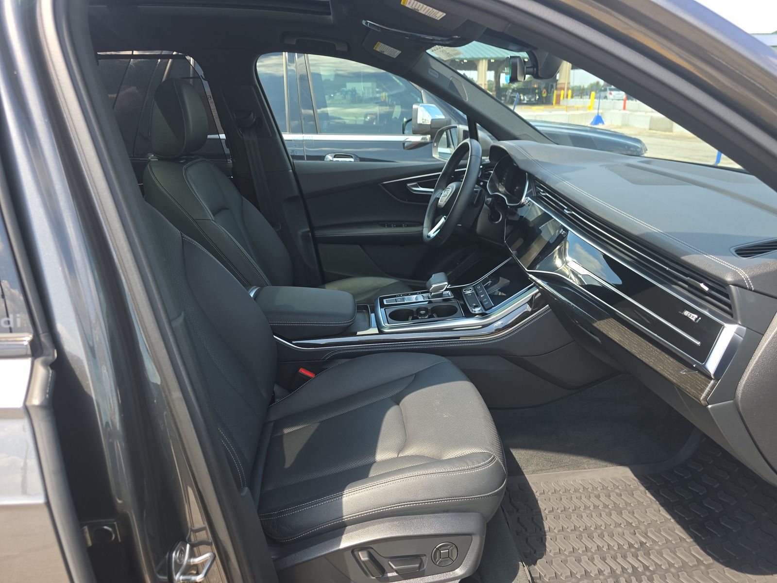 2025 Audi Q7 Premium Plus AWD