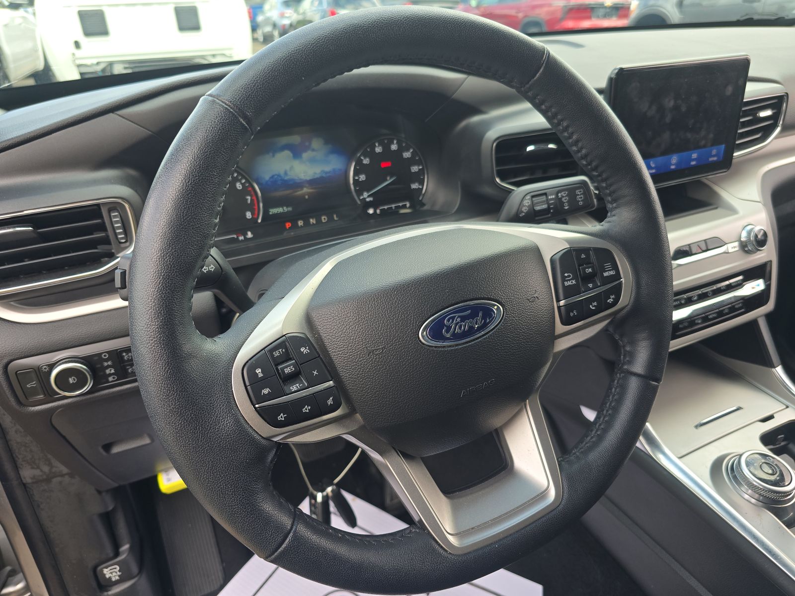 2023 Ford Explorer XLT AWD