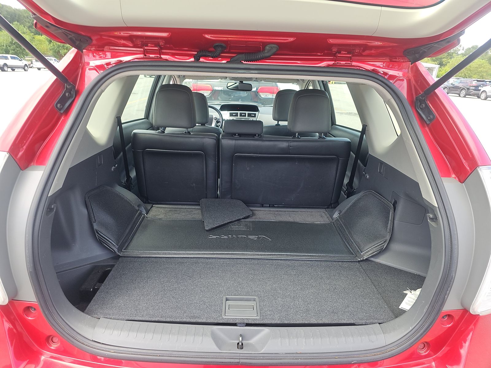 2013 Toyota Prius v Five FWD