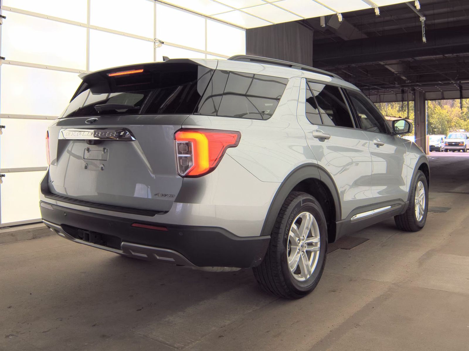 2023 Ford Explorer XLT AWD