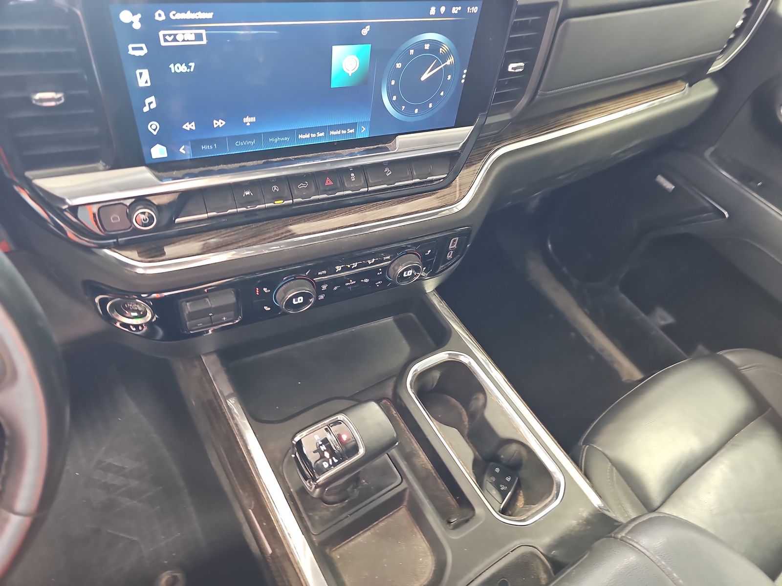 2024 Chevrolet Silverado 1500 RST AWD