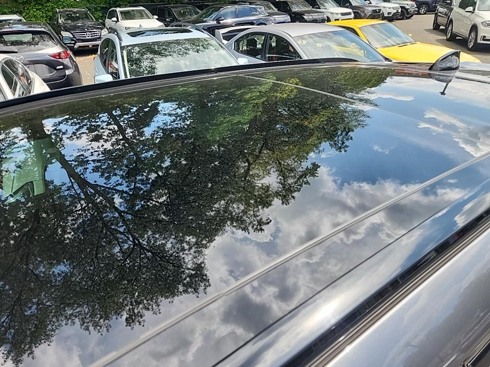 2019 Land Rover Range Rover Velar R-Dynamic SE AWD