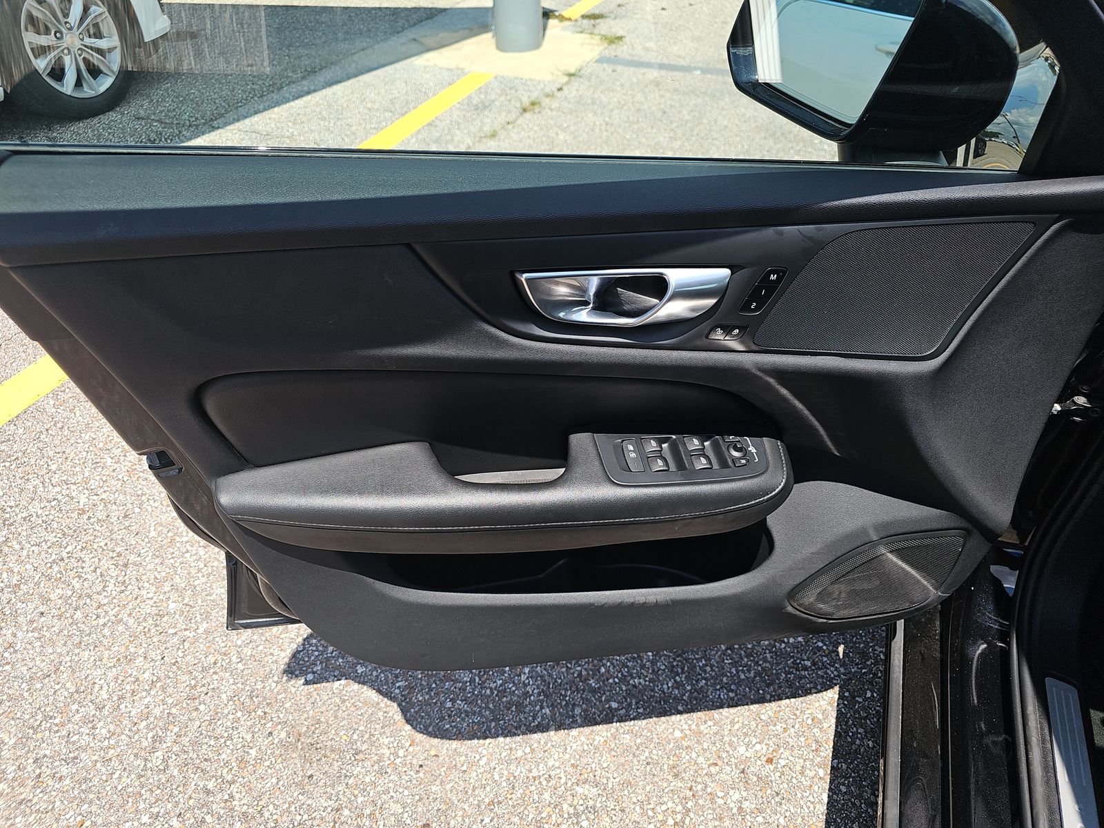 2024 Volvo S60 B5 Plus FWD