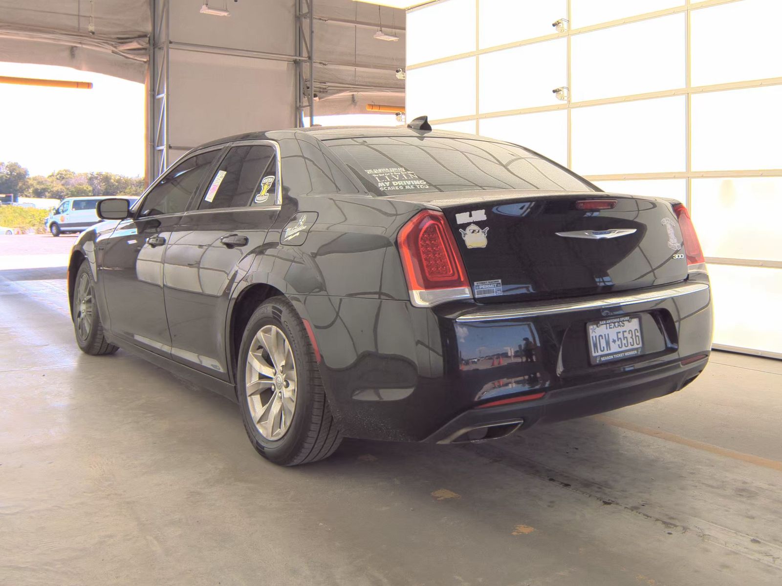 2018 Chrysler 300 Touring RWD