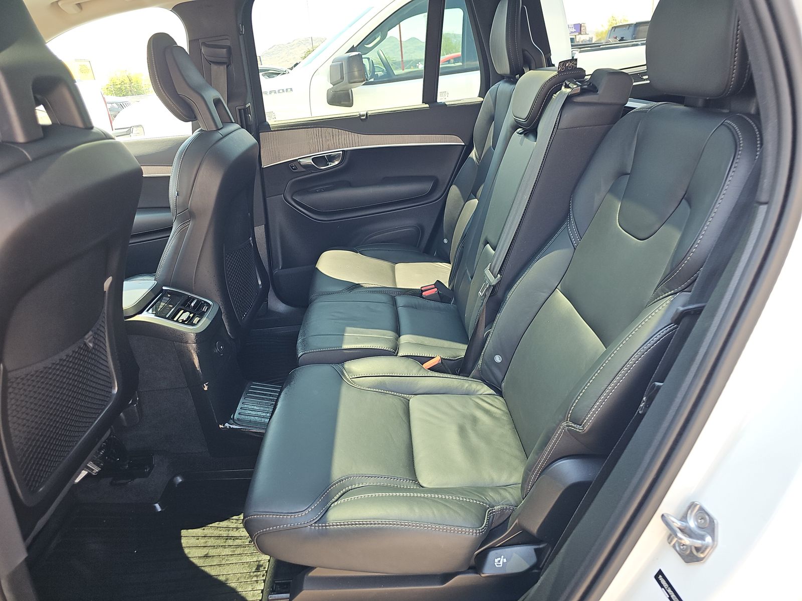 2022 Volvo XC90 Recharge T8 Inscription AWD