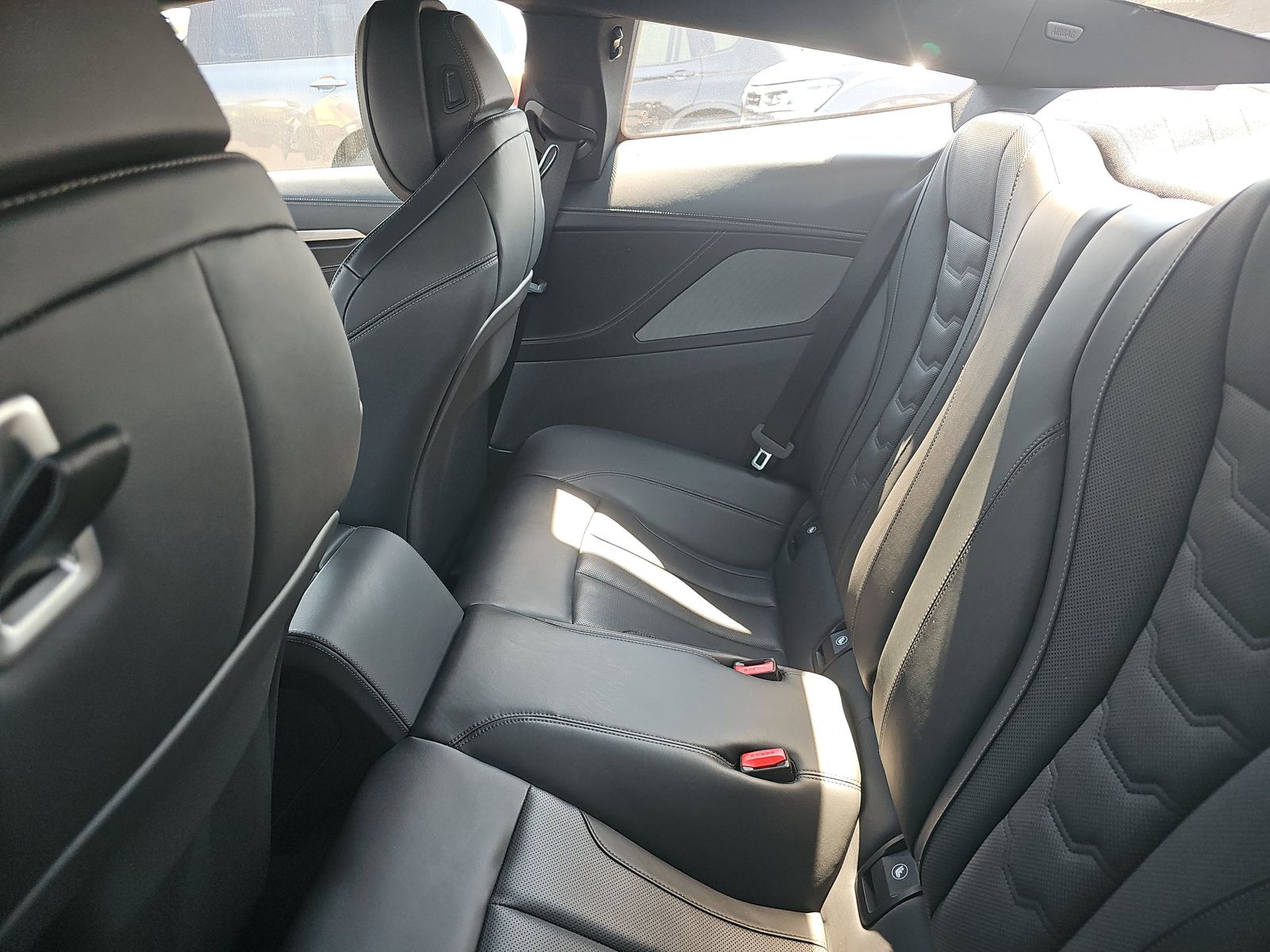 2023 BMW 8 Series 840i RWD