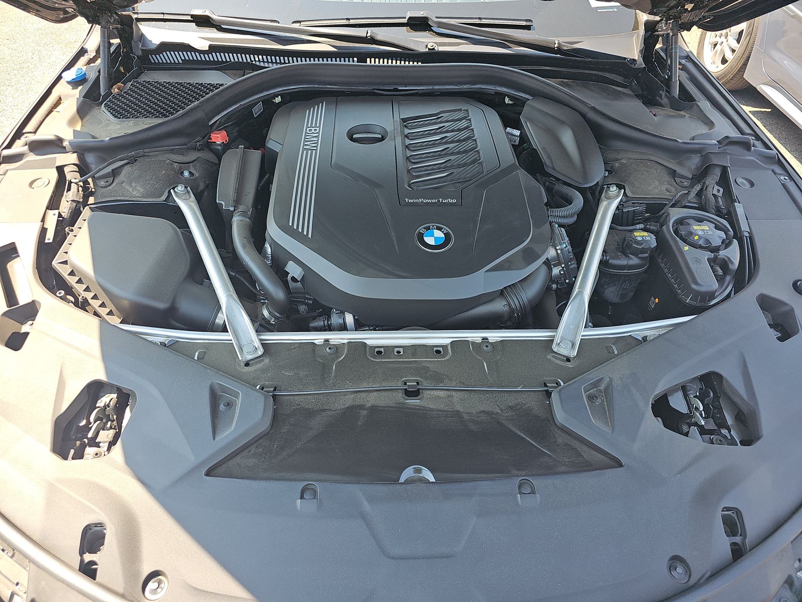 2023 BMW 8 Series 840i RWD