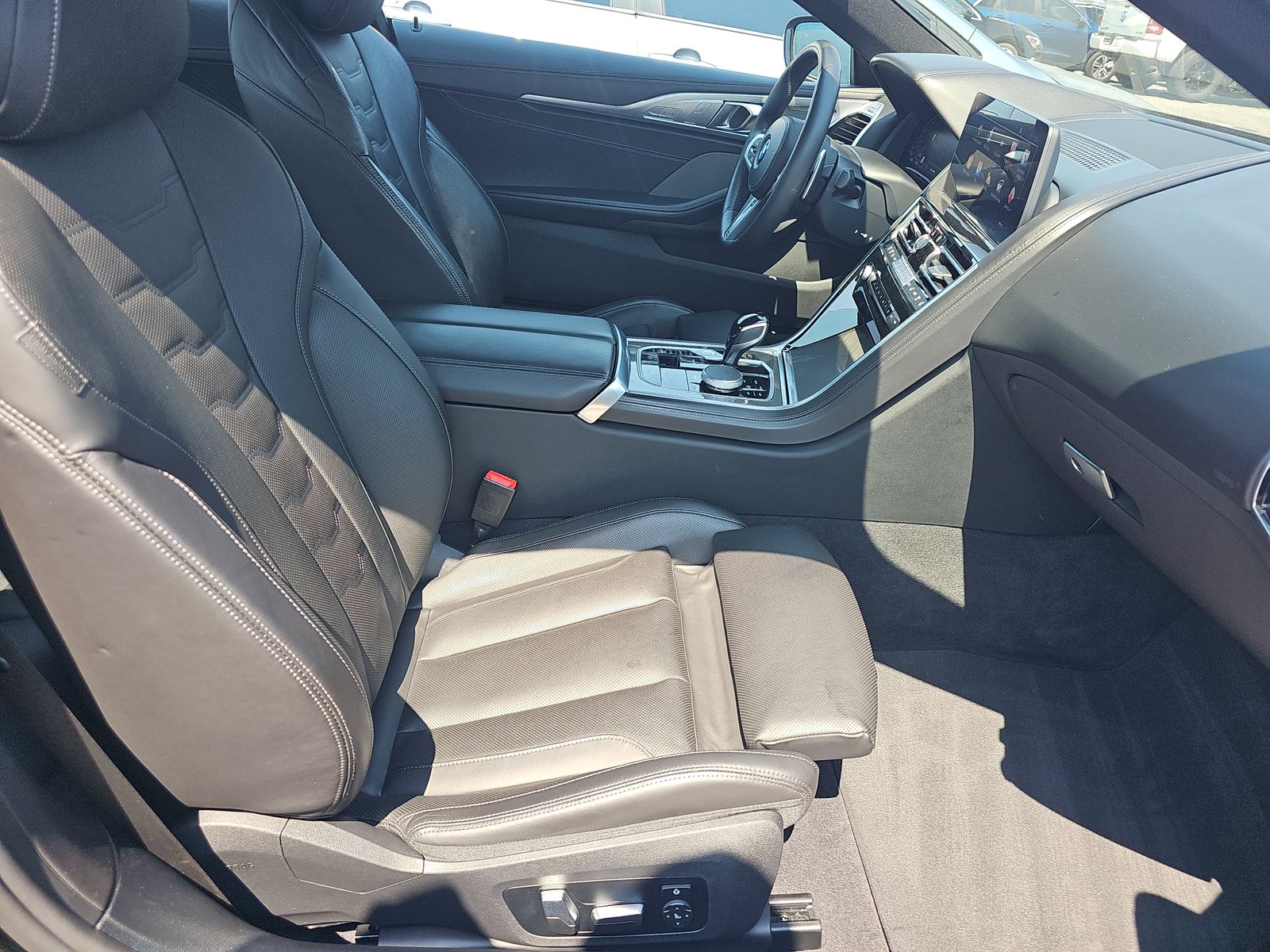 2023 BMW 8 Series 840i RWD